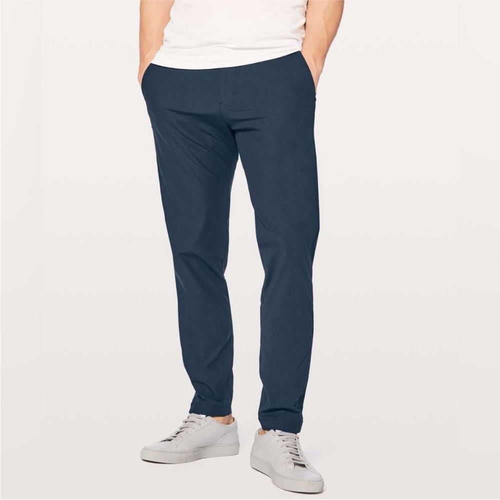 Lululemon Men’s Commission Pant Slim *Warpstreme Size 30 30” Navy